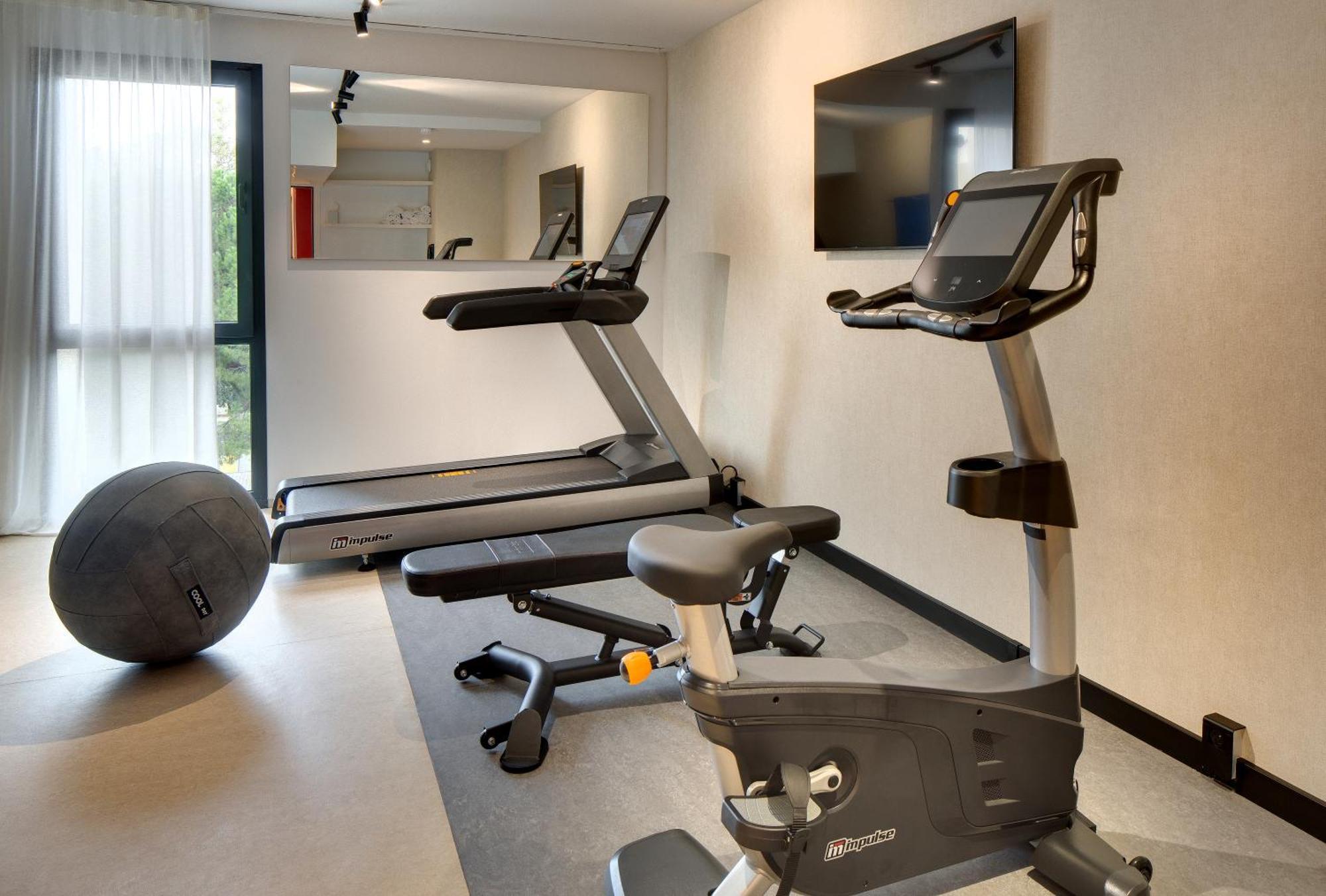 Mercure Centre Comedie Hotel 4*