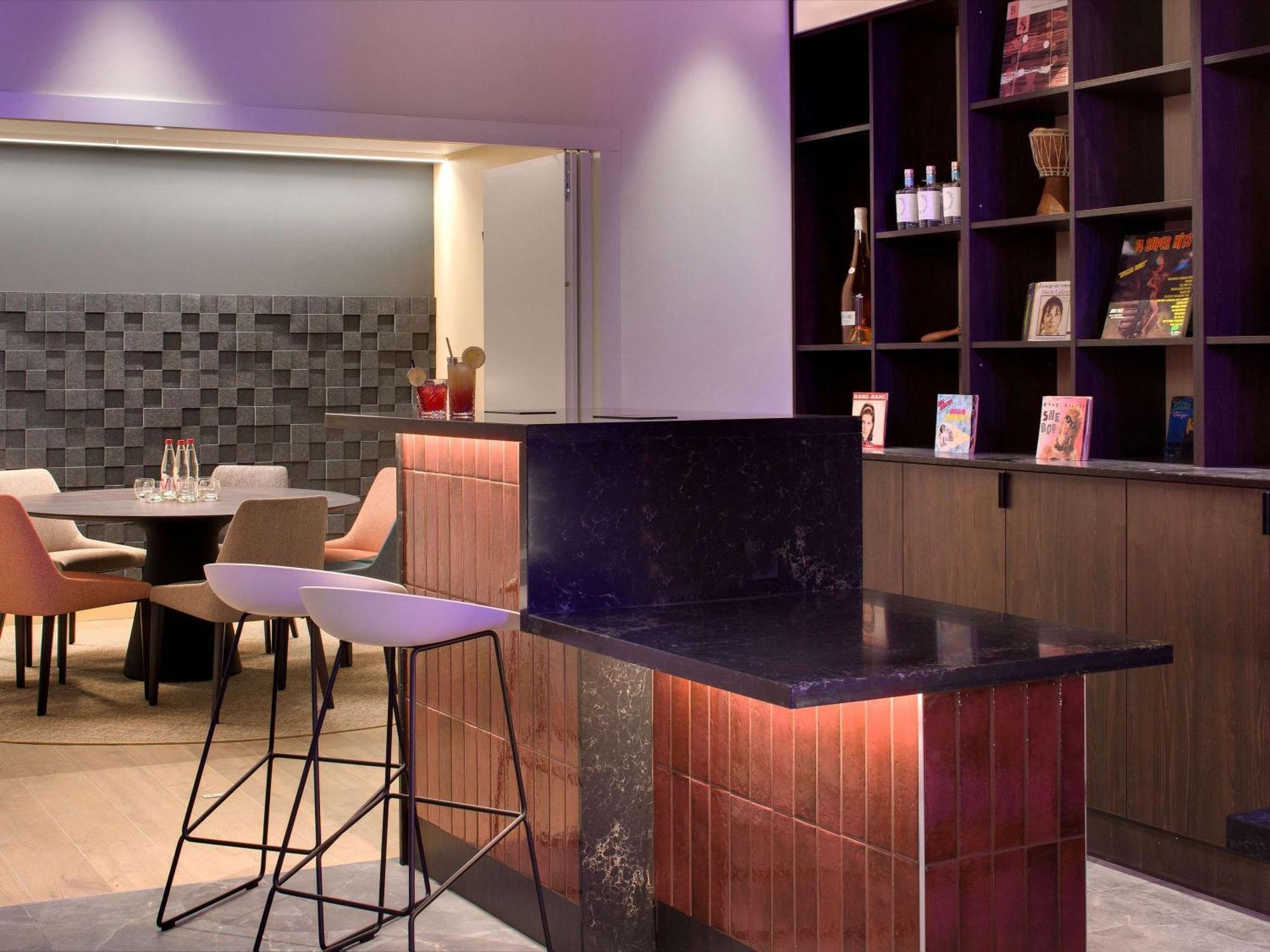 Mercure Centre Comédie 4*