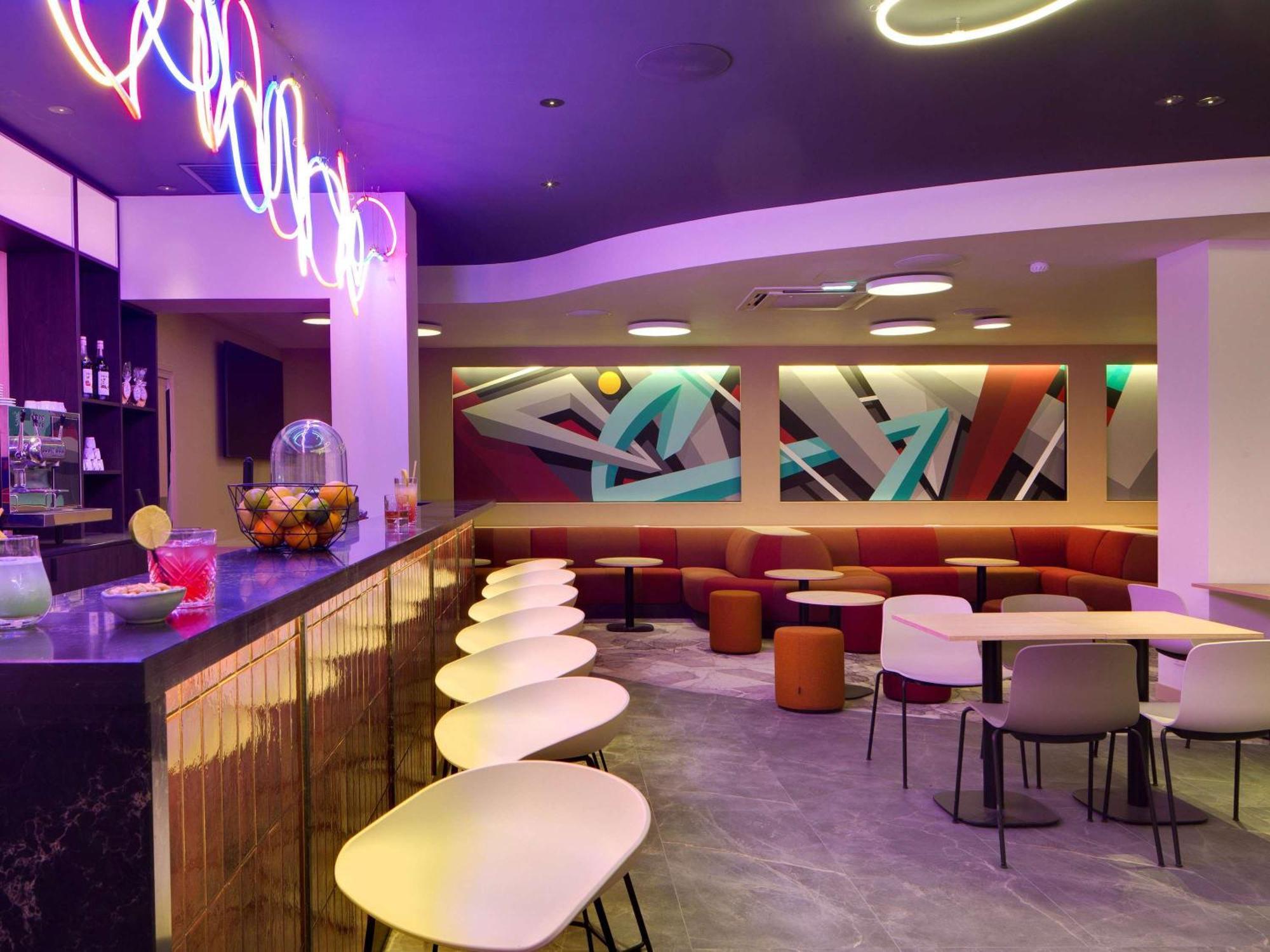 Mercure Centre Comédie Hotel 4*